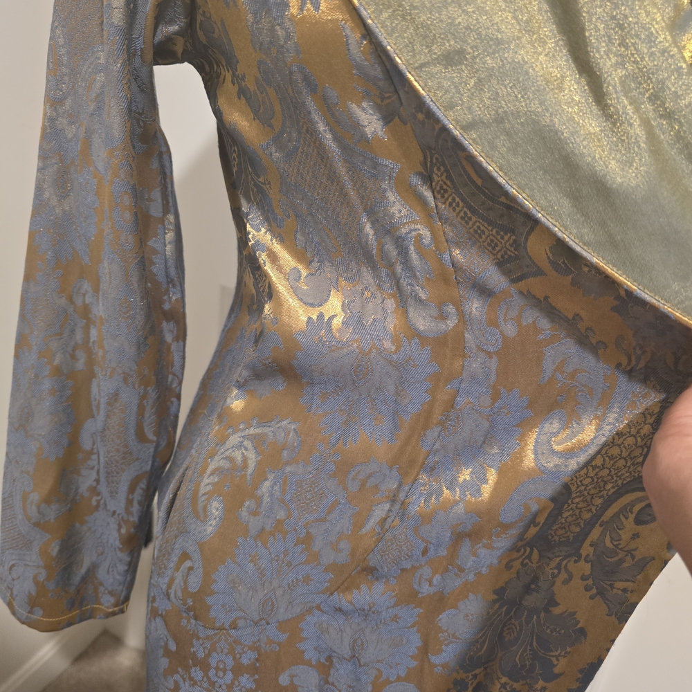 Victoria's Secret Vintage Damask Gray and Gold Long Robe Coat - Picture 7 of 10
